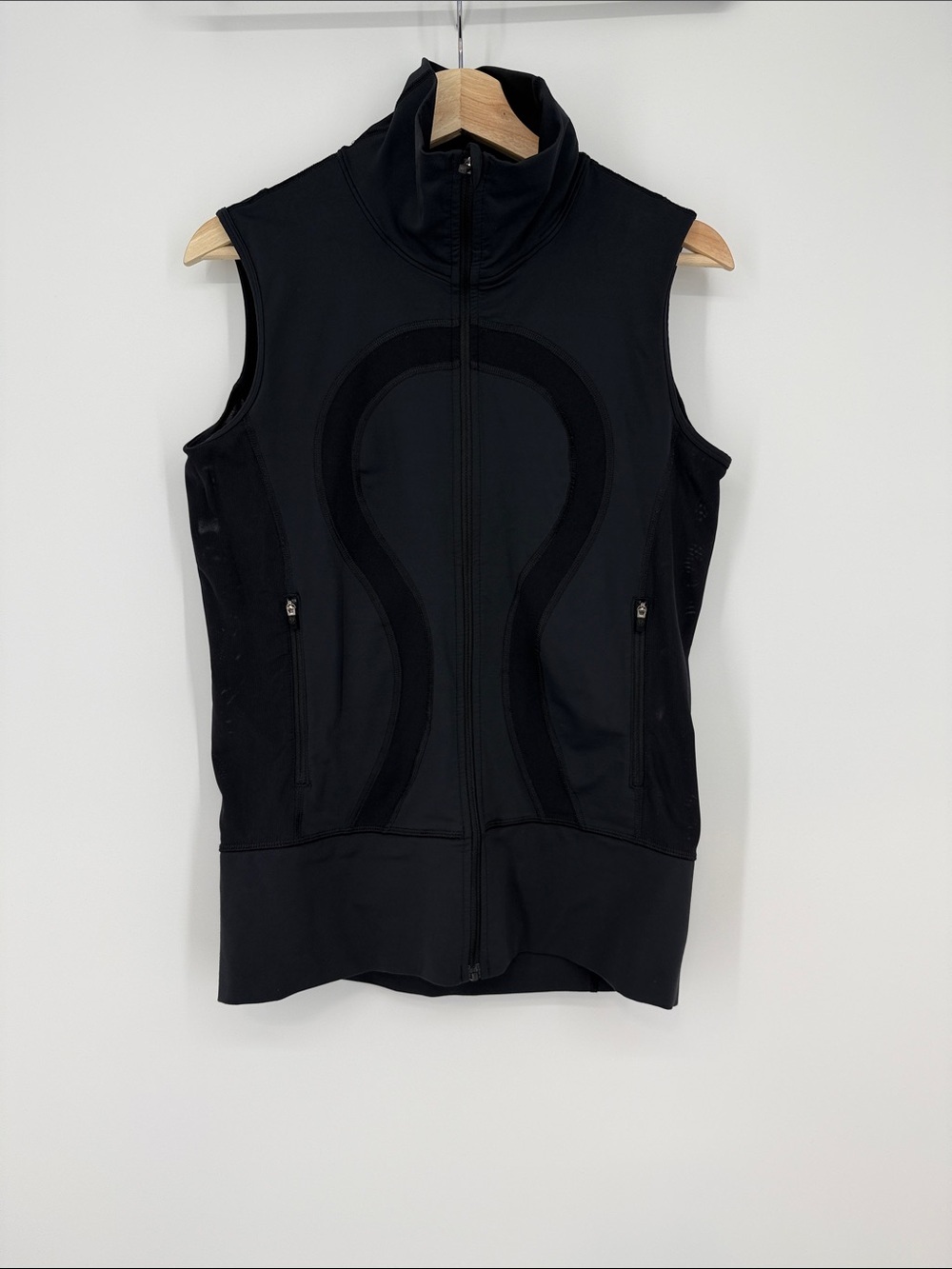 Lululemon Vintage Sleeveless Zip Front Training Vest - Black
